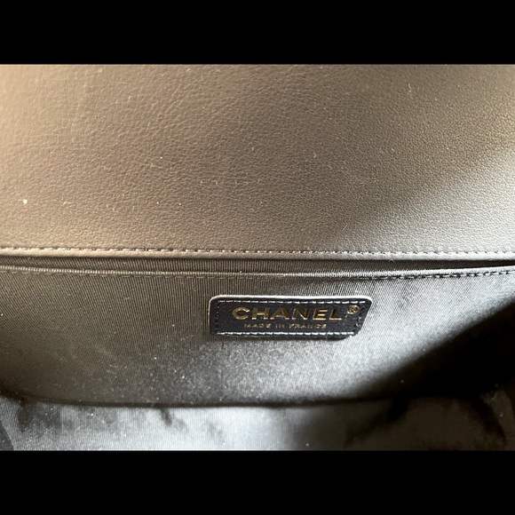 Navy Chanel Boy Bag (New Medium) - Picture 6 of 10